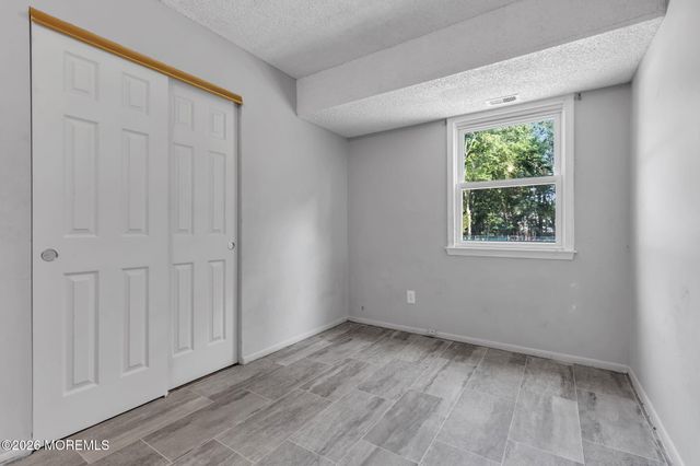 173 Stowe Street, Toms River, NJ 08753