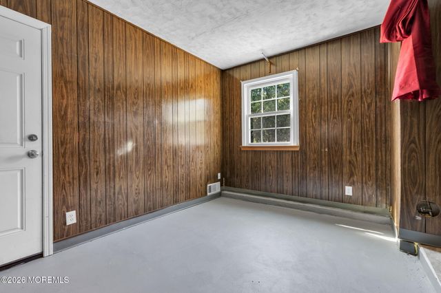 173 Stowe Street, Toms River, NJ 08753