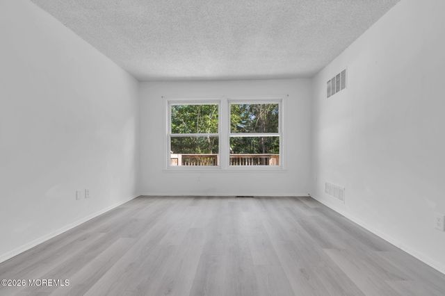 173 Stowe Street, Toms River, NJ 08753