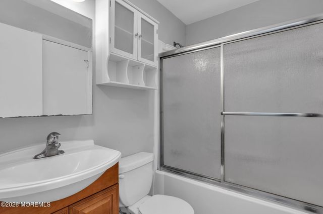 173 Stowe Street, Toms River, NJ 08753