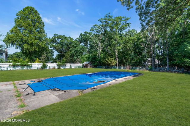 173 Stowe Street, Toms River, NJ 08753