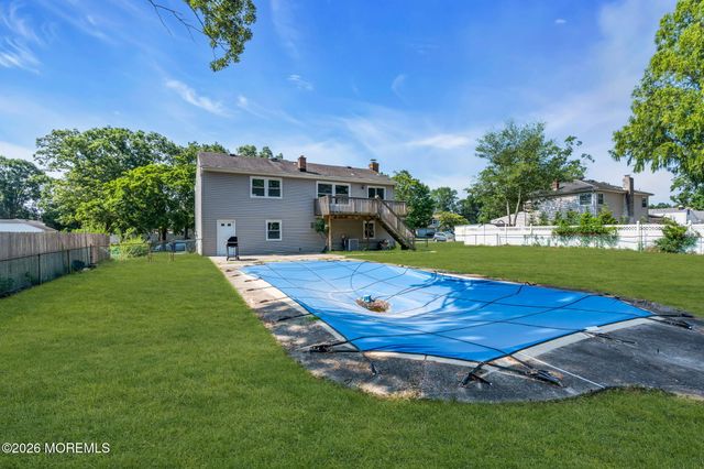 173 Stowe Street, Toms River, NJ 08753