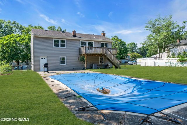 173 Stowe Street, Toms River, NJ 08753