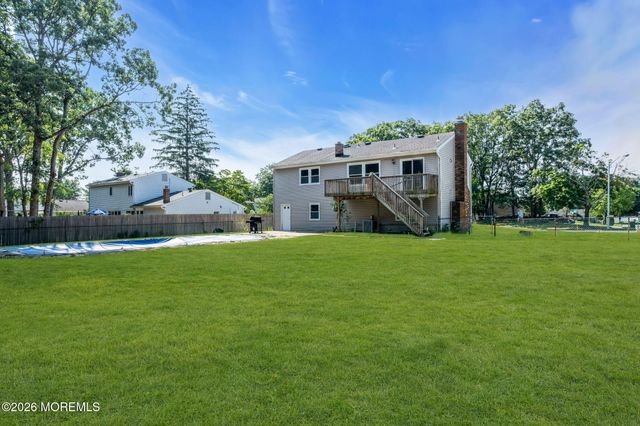 173 Stowe Street, Toms River, NJ 08753