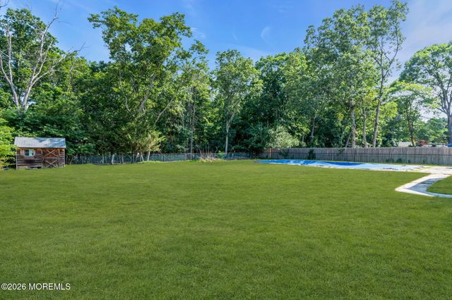 173 Stowe Street, Toms River, NJ 08753