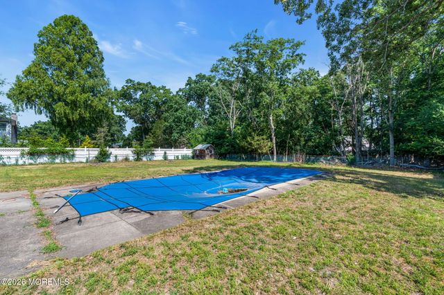 173 Stowe Street, Toms River, NJ 08753