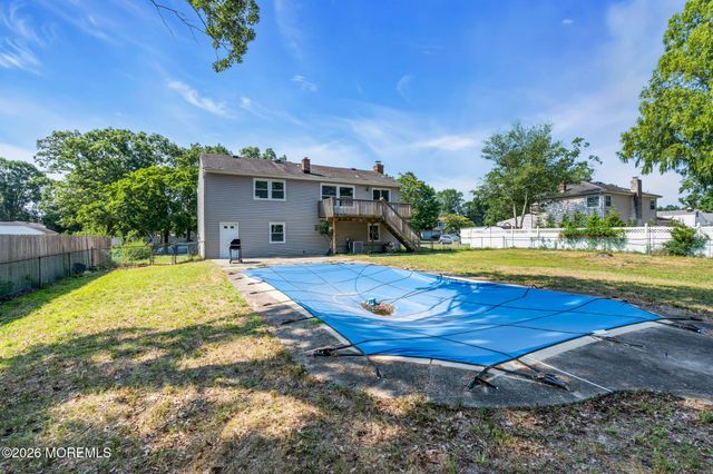 173 Stowe Street, Toms River, NJ 08753