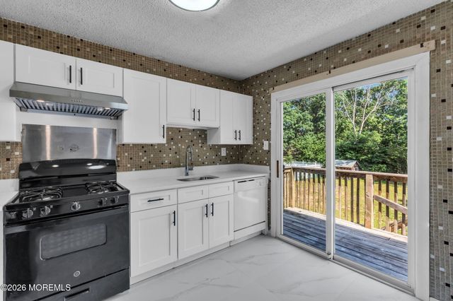 173 Stowe Street, Toms River, NJ 08753