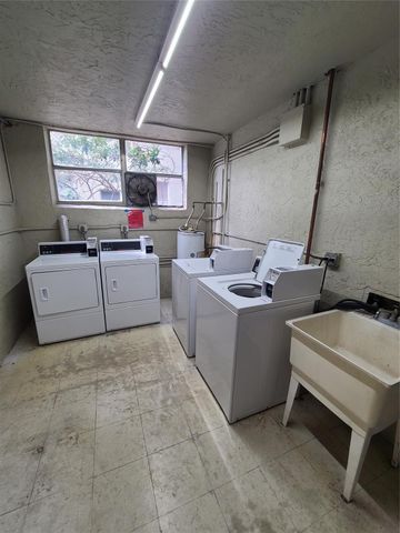 1810 SW 81st Avenue 2400, North Lauderdale, FL 33068