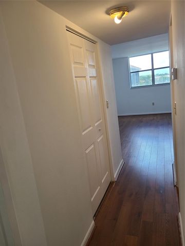 1810 SW 81st Avenue 2400, North Lauderdale, FL 33068