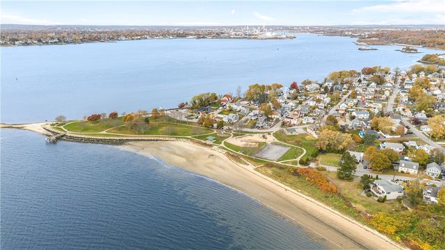 129 Shore Road, East Providence, RI 02903