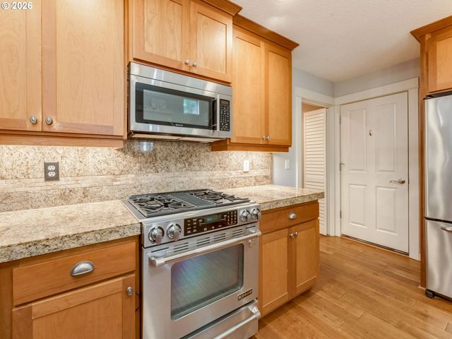 8015 Ne 61ST St, Vancouver, WA 98662