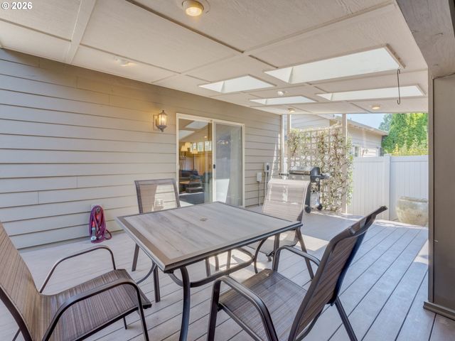 8015 Ne 61ST St, Vancouver, WA 98662