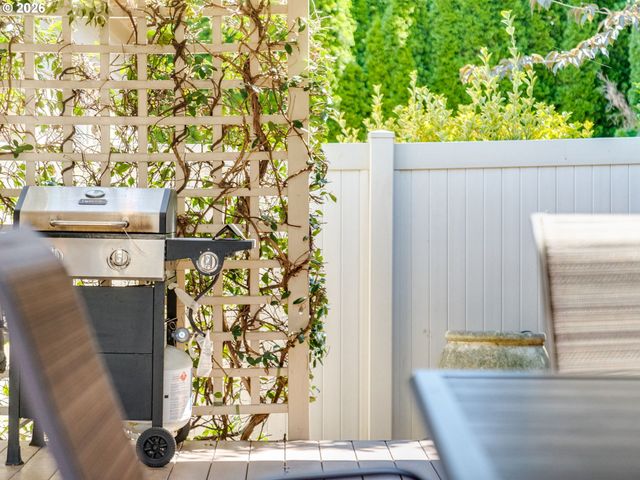 8015 Ne 61ST St, Vancouver, WA 98662