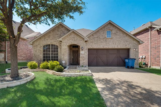 2900 N Umberland Drive, Lewisville, TX 75056