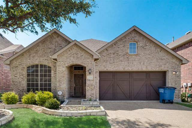 2900 N Umberland Drive, Lewisville, TX 75056