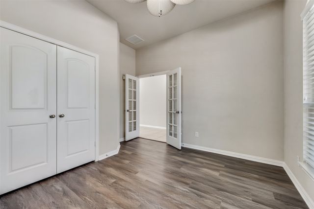 2900 N Umberland Drive, Lewisville, TX 75056