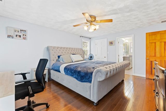 113 Slater St, Attleboro, MA 02703