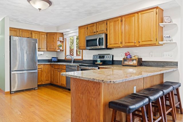 113 Slater St, Attleboro, MA 02703