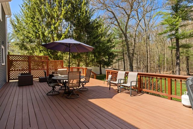 113 Slater St, Attleboro, MA 02703