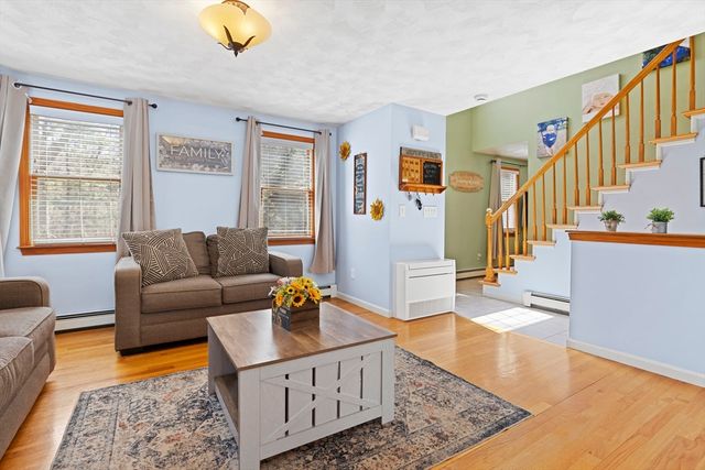 113 Slater St, Attleboro, MA 02703