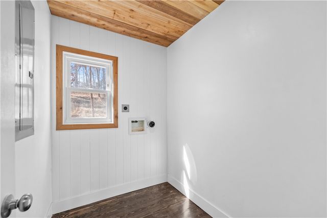 22198 E AR 12 Highway, Hindsville, AR 72756