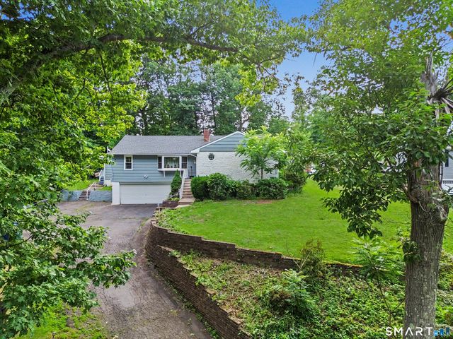 1192 Paradise Avenue, Hamden, CT 06514