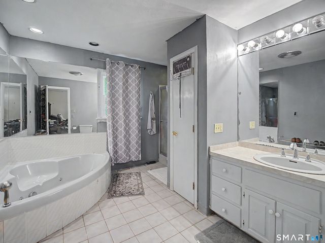 1192 Paradise Avenue, Hamden, CT 06514