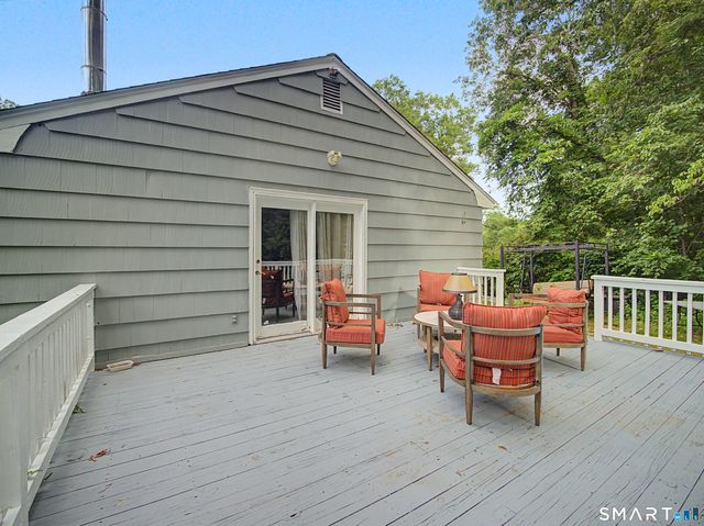 1192 Paradise Avenue, Hamden, CT 06514