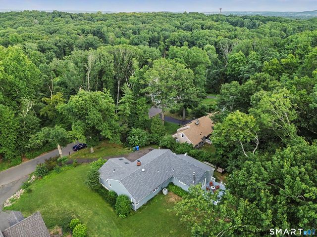 1192 Paradise Avenue, Hamden, CT 06514
