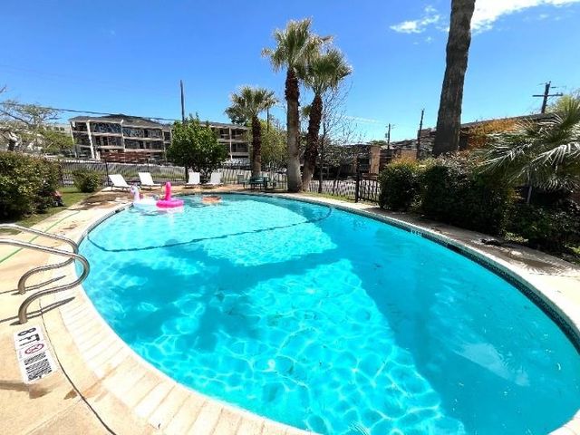 3304 Red River ST 107, Austin, TX 78705