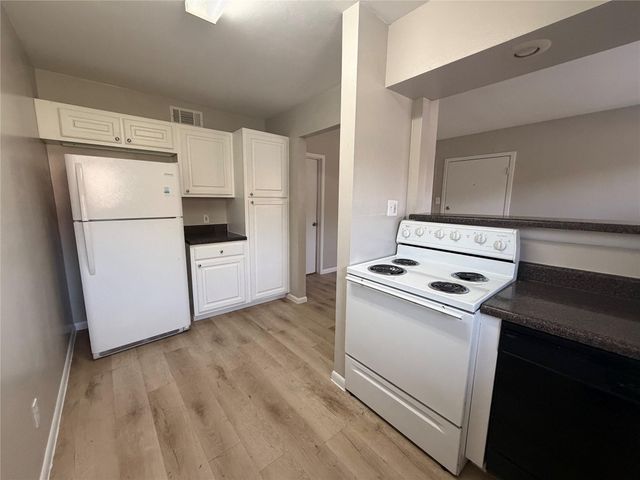 3304 Red River ST 107, Austin, TX 78705