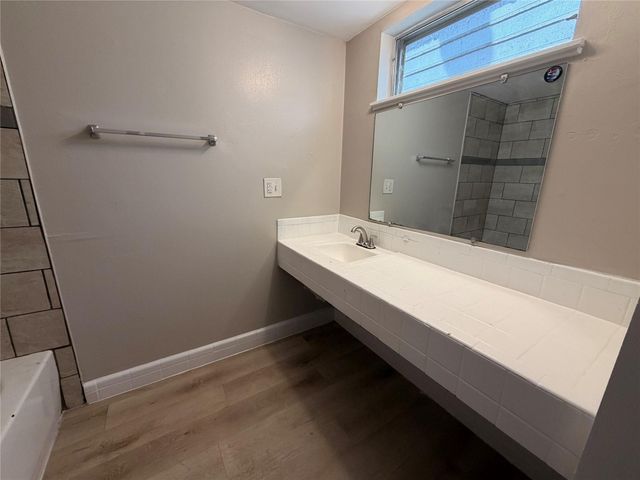 3304 Red River ST 107, Austin, TX 78705