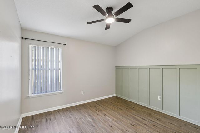 2124 CREEKMONT Drive, Middleburg, FL 32068