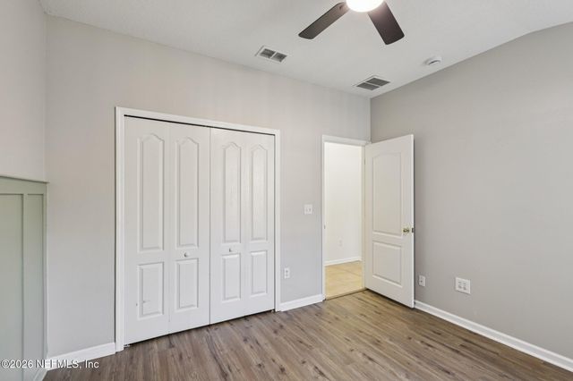 2124 CREEKMONT Drive, Middleburg, FL 32068