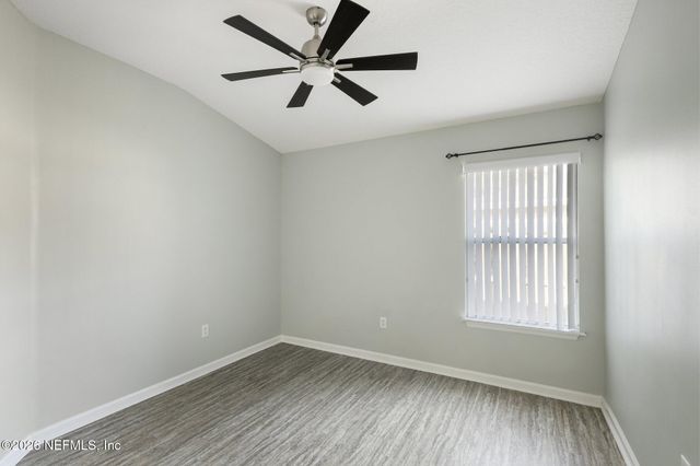 2124 CREEKMONT Drive, Middleburg, FL 32068