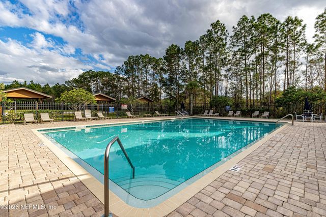 2124 CREEKMONT Drive, Middleburg, FL 32068