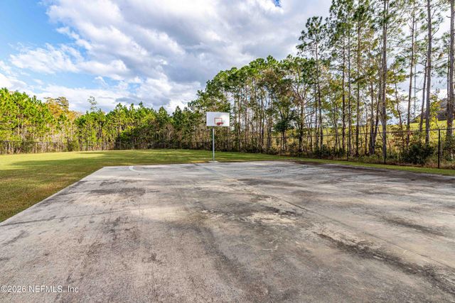 2124 CREEKMONT Drive, Middleburg, FL 32068