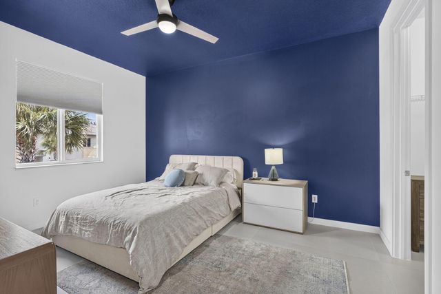 1431 PIONEER Way, Royal Palm Beach, FL 33411