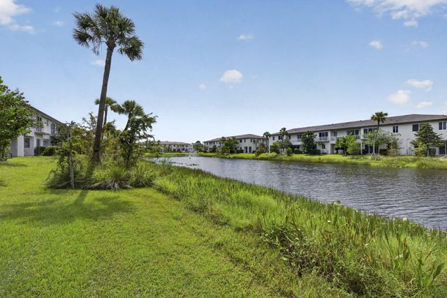 1431 PIONEER Way, Royal Palm Beach, FL 33411