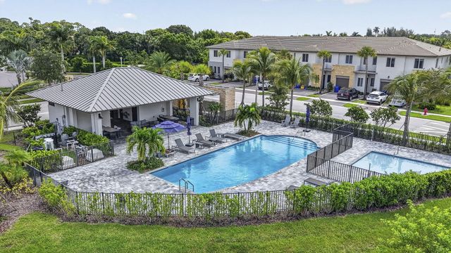1431 PIONEER Way, Royal Palm Beach, FL 33411