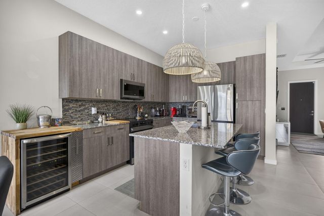 1431 PIONEER Way, Royal Palm Beach, FL 33411