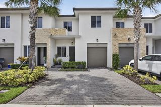 1431 PIONEER Way, Royal Palm Beach, FL 33411