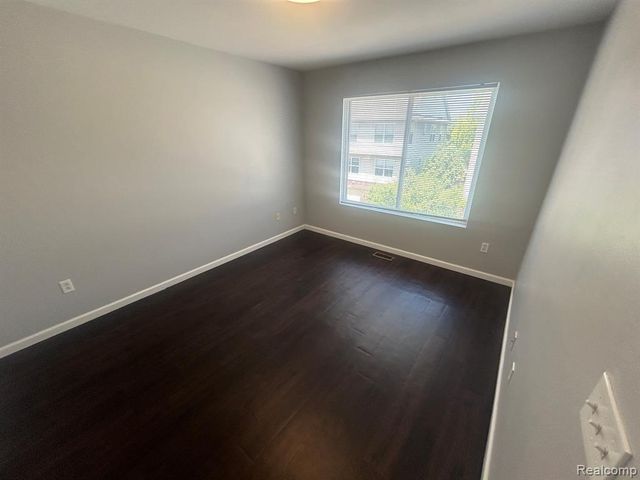 15626 Stone Crossing Drive, Southfield, MI 48075