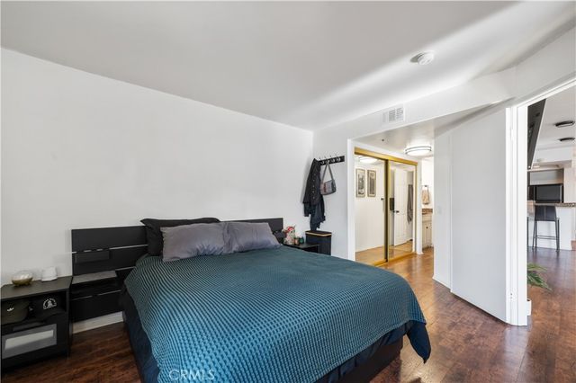 35 Linden 410, Long Beach, CA 90802