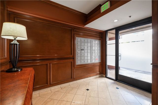 35 Linden 410, Long Beach, CA 90802