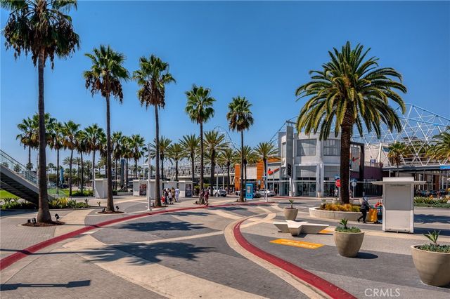 35 Linden 410, Long Beach, CA 90802