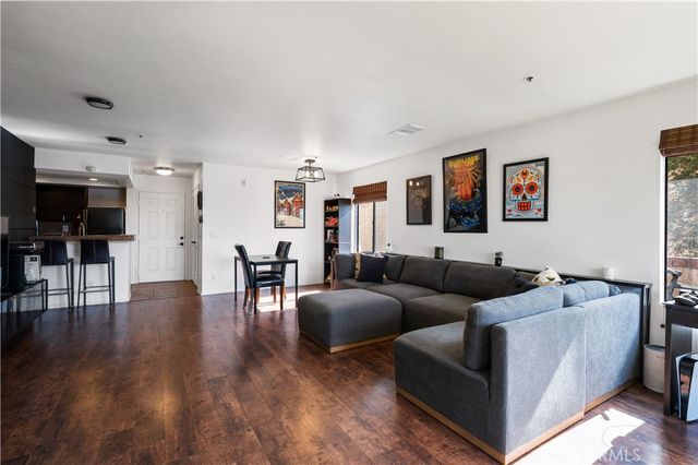 35 Linden 410, Long Beach, CA 90802