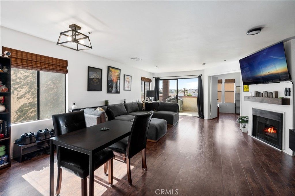 35 Linden 410, Long Beach, CA 90802