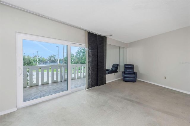 1200 N SHORE DRIVE NE 205, St Petersburg, FL 33701